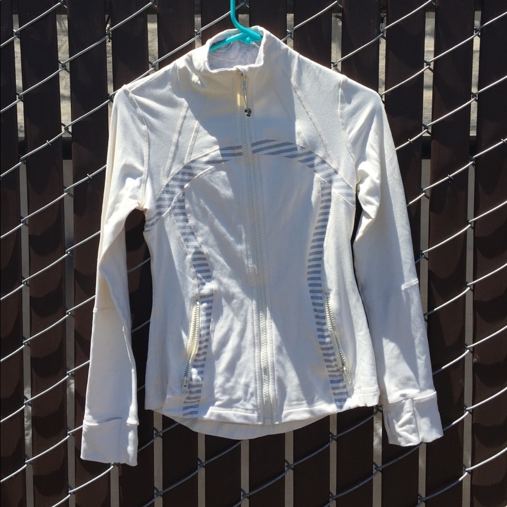 Lululemon define jacket size 6 RARE